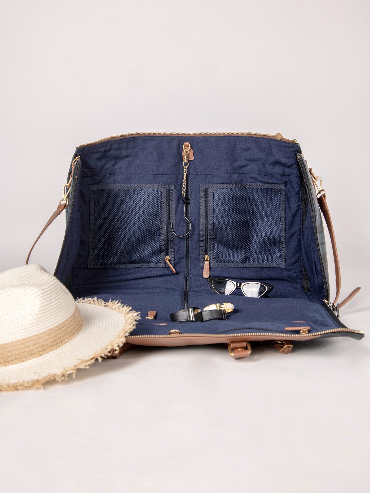 Equestrian Duffle Bag - Weekender Travel Bag (Outlet)